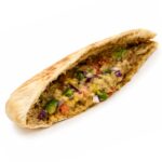 ⁦نص رغيف فول إسكندراني فول وحمص وخضار⁩ - الصورة ⁦3⁩